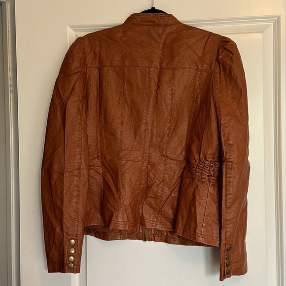 Xhilaration- jacket - Picture 5 of 16